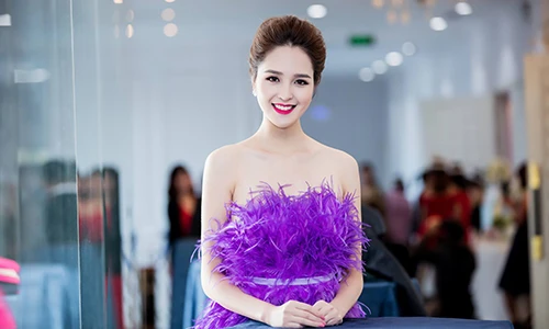 Ngắm nhan sắc Á hậu Hoàng Anh trước đám cưới