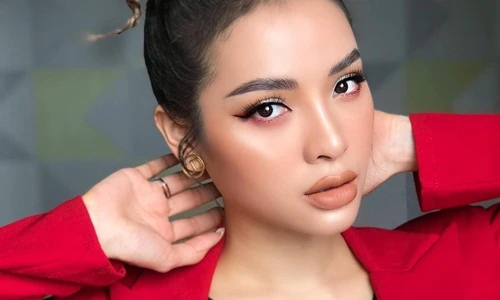 Loạt ồn ào của Phương Trinh Jolie trước phát ngôn “ngớ ngẩn“