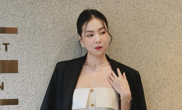 MC Mai Ngọc khoe nhan sắc gợi cảm, cuộc sống sang chảnh