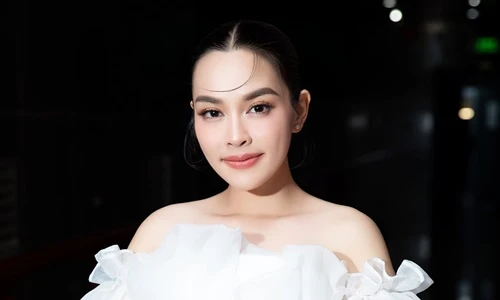 Loạt lùm xùm của “O Sen” Ngọc Mai