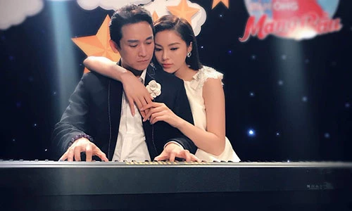 Hot Face sao Việt 24h: Hoa hậu Kỳ Duyên tình tứ bên Hứa Vĩ Văn