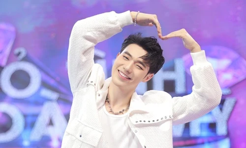 Chân dung nam thí sinh Vietnam Idol “thả thính” Mỹ Tâm