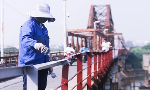 'Khoác áo mới' cho cầu Long Biên
