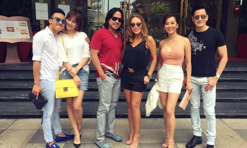 Trấn Thành - Hari Won tình tứ đi ăn cùng MC Kỳ Duyên