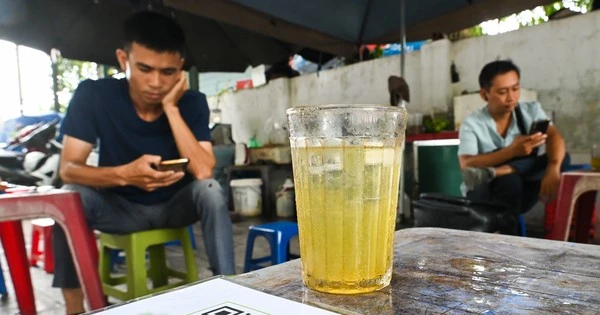 Quán trà đá, hàng bán rau ngoài chợ dùng mã QR thanh toán