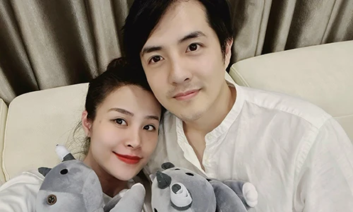 Đông Nhi - Ông Cao Thắng chi khủng thế nào đón con gái đầu lòng?