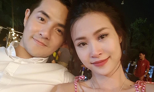 Hot Face sao Việt 24h: Đông Nhi mắt ngấn lệ bên Ông Cao Thắng