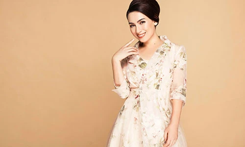 Phi Nhung khác lạ với phong cách trẻ trung, hiện đại