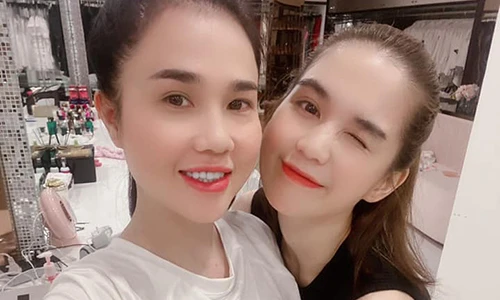 Cuộc sống sau khi tái hôn của chị gái Ngọc Trinh