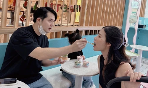 Ông Cao Thắng chăm vợ được khen “10 điểm không có nhưng” 