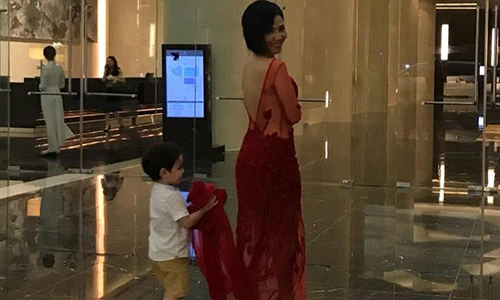 Hot Face sao Việt 24h: Thu Minh khoe con trai lớn phổng phao