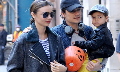 Siêu mẫu Miranda Kerr ra sao sau 5 năm ly hôn Orlando Bloom?