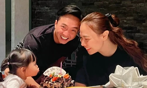 Đàm Thu Trang - Cường Đô la kỷ niệm 3 năm ngày cưới 