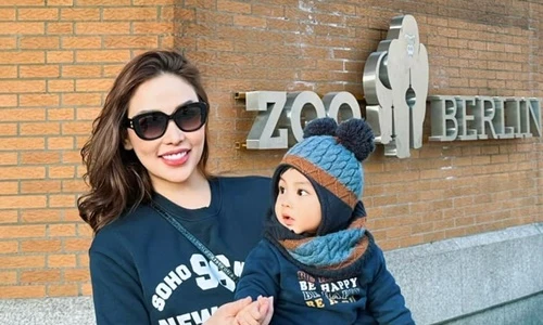 “Gà cưng” một thời của Khắc Tiệp sinh con ở Đức…giờ ra sao?