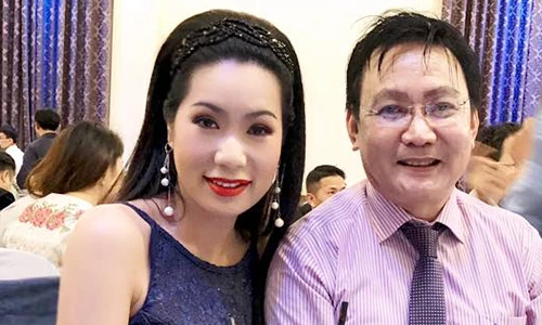 Trịnh Kim Chi cho nhân viên nghỉ làm để cổ vũ U23 Việt Nam 