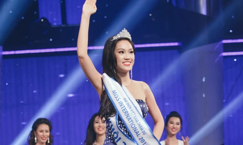 Hành trình tỏa sáng của Á khôi Áo dài VN Phương Linh