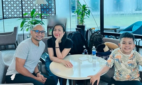 Huỳnh Đông - Ái Châu trở lại Canada sau 2 tháng ở Việt Nam