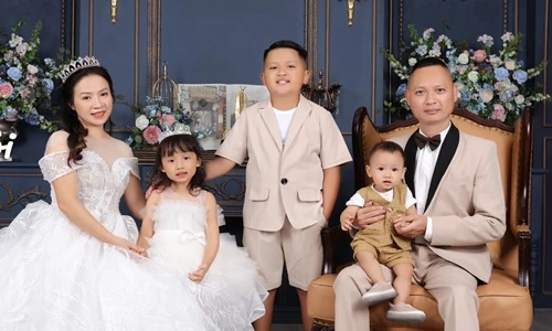 Tổ ấm hạnh phúc của nhạc sĩ Nguyễn Hải Phong “Ba kể con nghe“