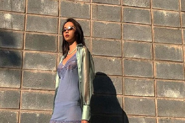 Quán quân The Face Việt mặc slip dress chưa hoàn hảo