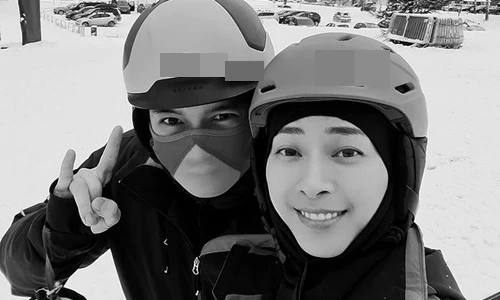 Ngô Thanh Vân khoe ảnh trượt tuyết cùng tình trẻ Huy Trần