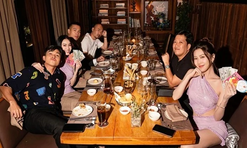 Dàn sao dự tiệc sinh nhật chung của Lan Ngọc - Thúy Ngân