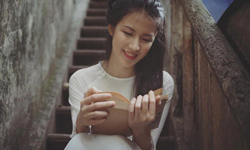 Soi người đẹp 2 lần chiến thắng “Tôi là HH Hoàn vũ VN“