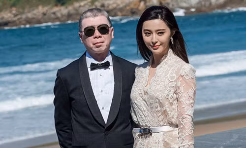 Đời tư ít biết của đạo diễn nghi bắt tay Phạm Băng Băng trốn thuế 