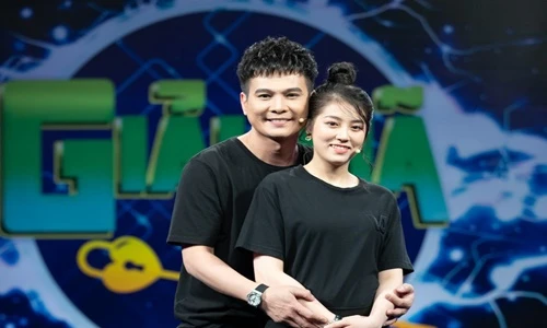 Hôn nhân hạnh phúc của “vua nhạc miền Tây” Lâm Hùng	