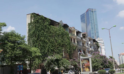 Những ngôi nhà “siêu kỳ dị” giữa Thủ đô