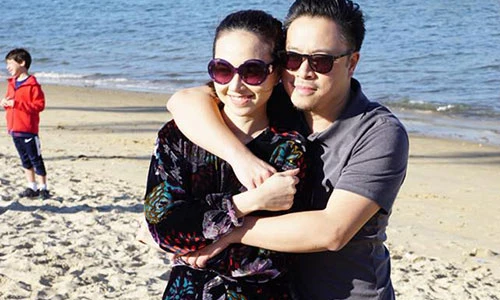 Ảnh đời thường ngọt ngào của vợ chồng Đinh Ngọc Diệp - Victor Vũ 