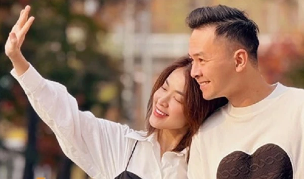 Tú Vi: Tuổi thơ thiếu bố và mối tình 1 thập kỷ bên chồng