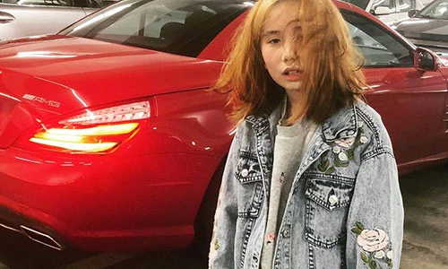 Cuộc sống nổi loạn của cô bé 9 tuổi tự nhận mình giàu nhất thế giới