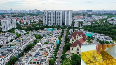 Vì sao không nên rút tiền tiết kiệm mua vàng?