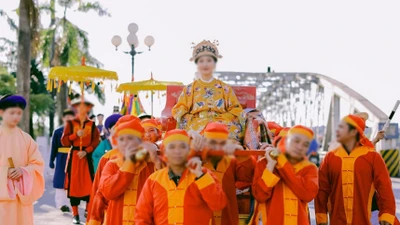 Hình ảnh tái hiện Nam Phương hoàng hậu gây tranh cãi