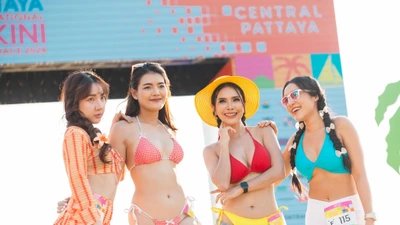 Độc lạ Thái Lan tổ chức giải Bikini Marathon gây chú ý