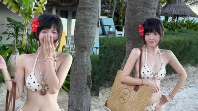 Hot girl FAPtv Thúy Kiều lên đồ đi biển cực “gắt”