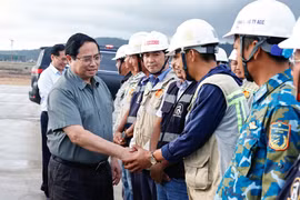 Thủ tướng kiểm tra các dự án phục vụ APEC tại Đặc khu Phú Quốc