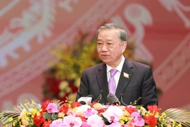 "Đằng sau sự chuyển mình của nền kinh tế là những đêm trắng họp bàn"