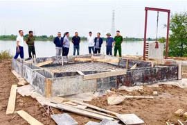 Một hộ dân ở Hải Phòng xây dựng công trình vi phạm hành lang thoát lũ