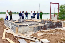 Một hộ dân ở Hải Phòng xây dựng công trình vi phạm hành lang thoát lũ