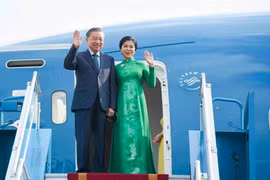 Tổng Bí thư Tô Lâm cùng Phu nhân lên đường thăm Hàn Quốc