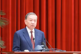 Thông báo Hội nghị lần thứ hai Ban Chấp hành Trung ương Đảng Khóa XIV