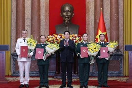 Trợ lý Tổng Bí thư cùng 3 sĩ quan cấp cao được thăng hàm Thượng tướng