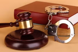 5 cựu cán bộ, chiến sĩ trại giam bị khởi tố do dùng nhục hình