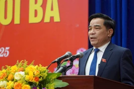 Chủ tịch tỉnh Quảng Nam Lê Văn Dũng nghỉ hưu trước tuổi