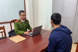  9 người cùng tổ dân phố ở Hưng Yên bị khởi tố tội đánh bạc, tổ chức đánh bạc