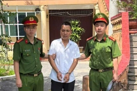 Chủ Shop Huyền Lộc ở Hưng Yên bị khởi tố tội trốn thuế