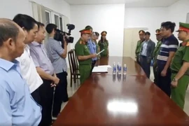 Bắt hai bác sĩ vụ máy hỏng vẫn tán sỏi hàng trăm ca ở Đắk Lắk