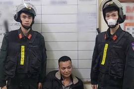 Bắt kẻ điều khiển xe mô tô đâm vào chân Cảnh sát giao thông ở Hải Phòng