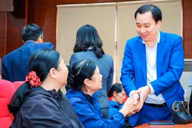 Ông Vũ Văn Tiến: “Sẽ luôn ở bên Nhân dân, gắn bó mật thiết với cử tri”